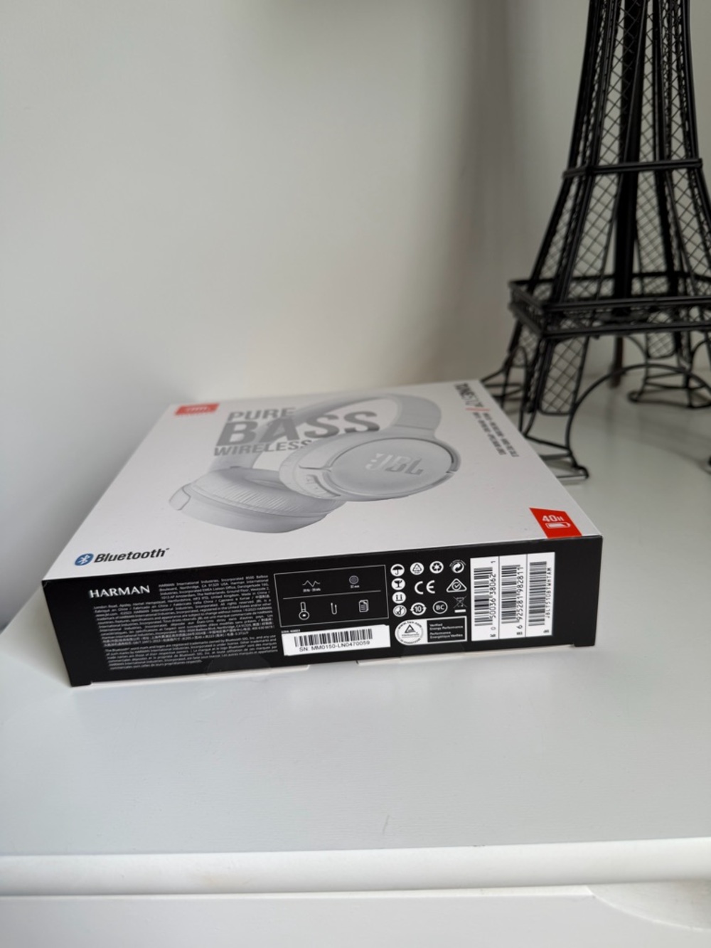 JBL White Over-Ear Headphones - Picture 6 of 7